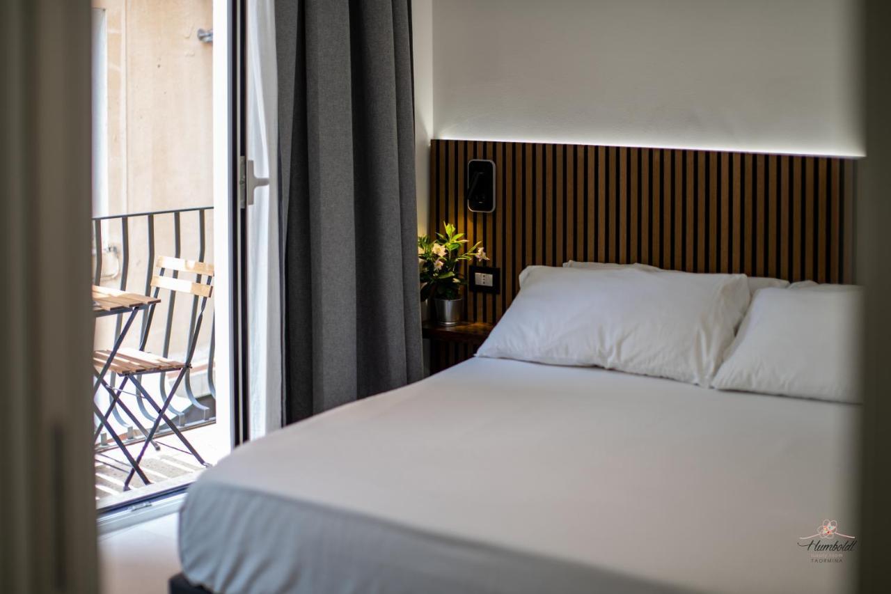 Humboldt Luxury Rooms Taormina Eksteriør billede