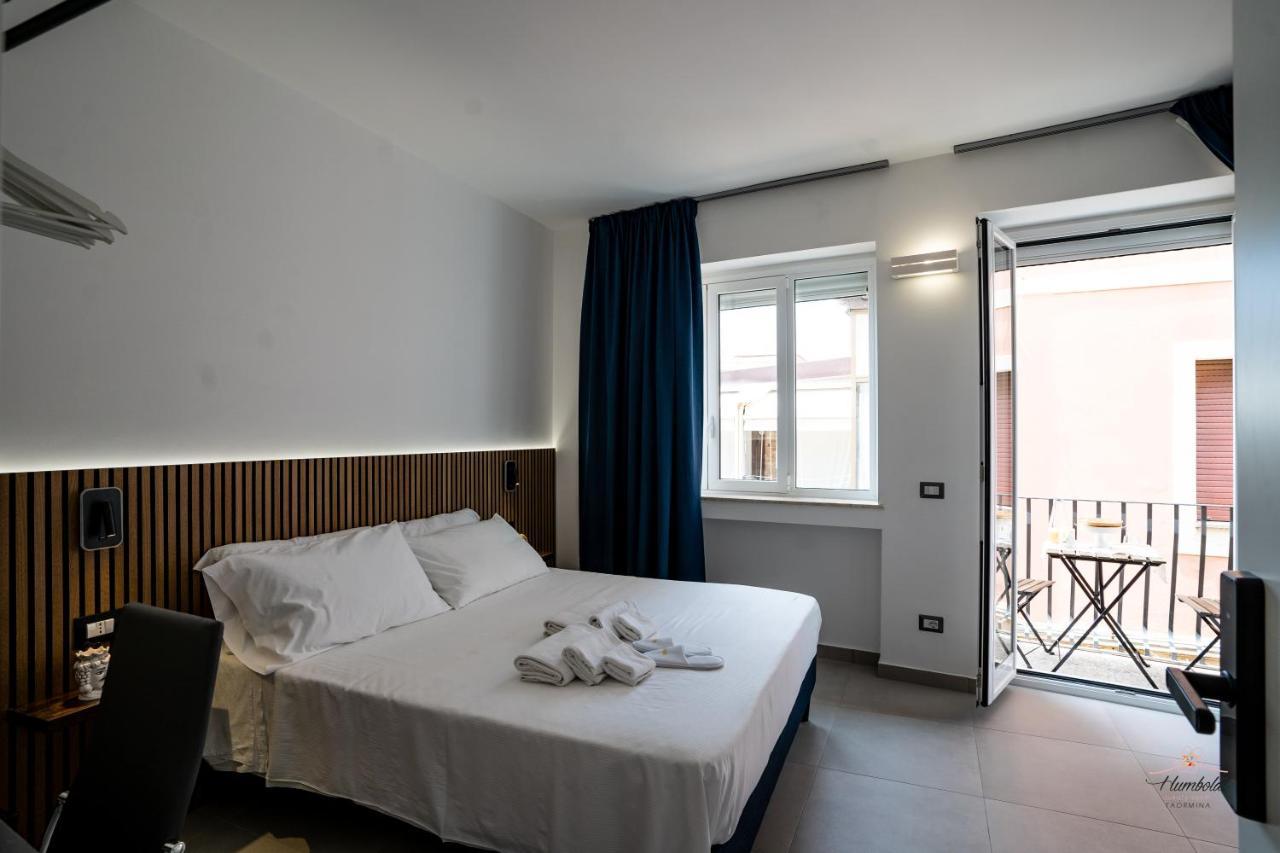 Humboldt Luxury Rooms Taormina Eksteriør billede