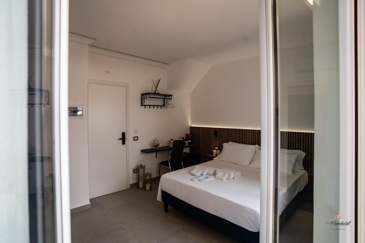 Humboldt Luxury Rooms Taormina Eksteriør billede