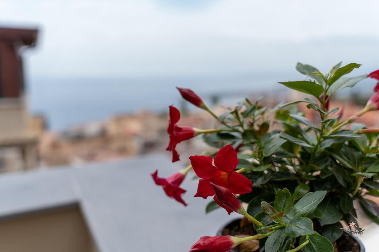 Humboldt Luxury Rooms Taormina Eksteriør billede