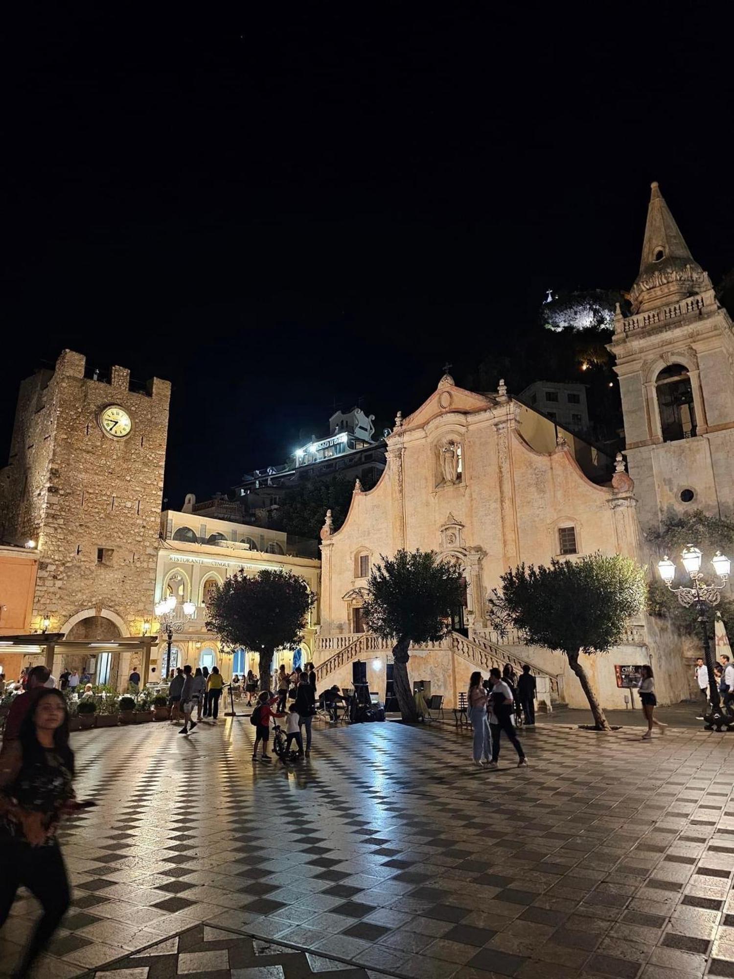 Humboldt Luxury Rooms Taormina Eksteriør billede