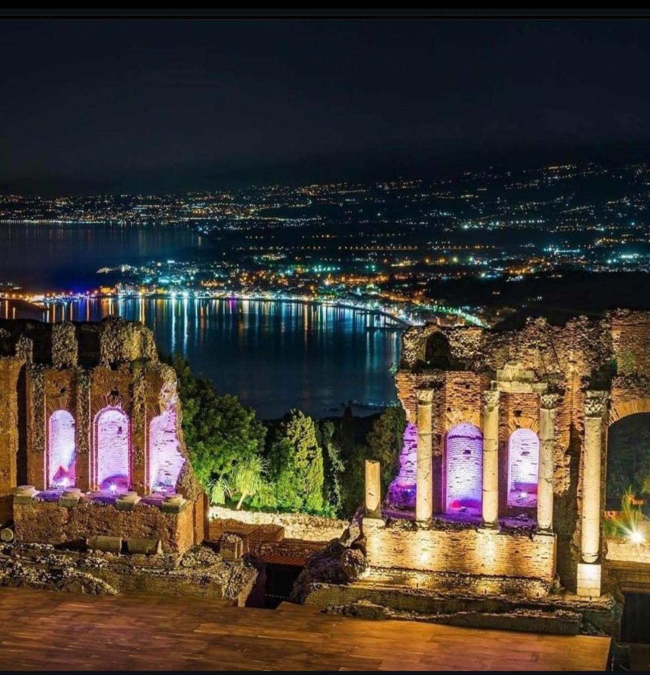 Humboldt Luxury Rooms Taormina Eksteriør billede