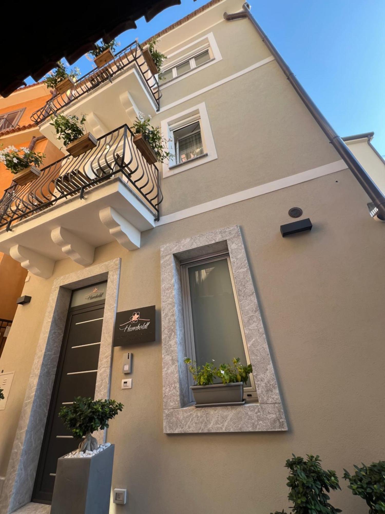 Humboldt Luxury Rooms Taormina Eksteriør billede